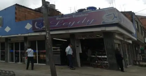 PANADERIA Y PASTELERIA LEYDY PANADERIA Y PASTELERIA LEYDY